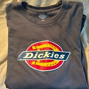 Grey long sleeve dickies shirt. XL